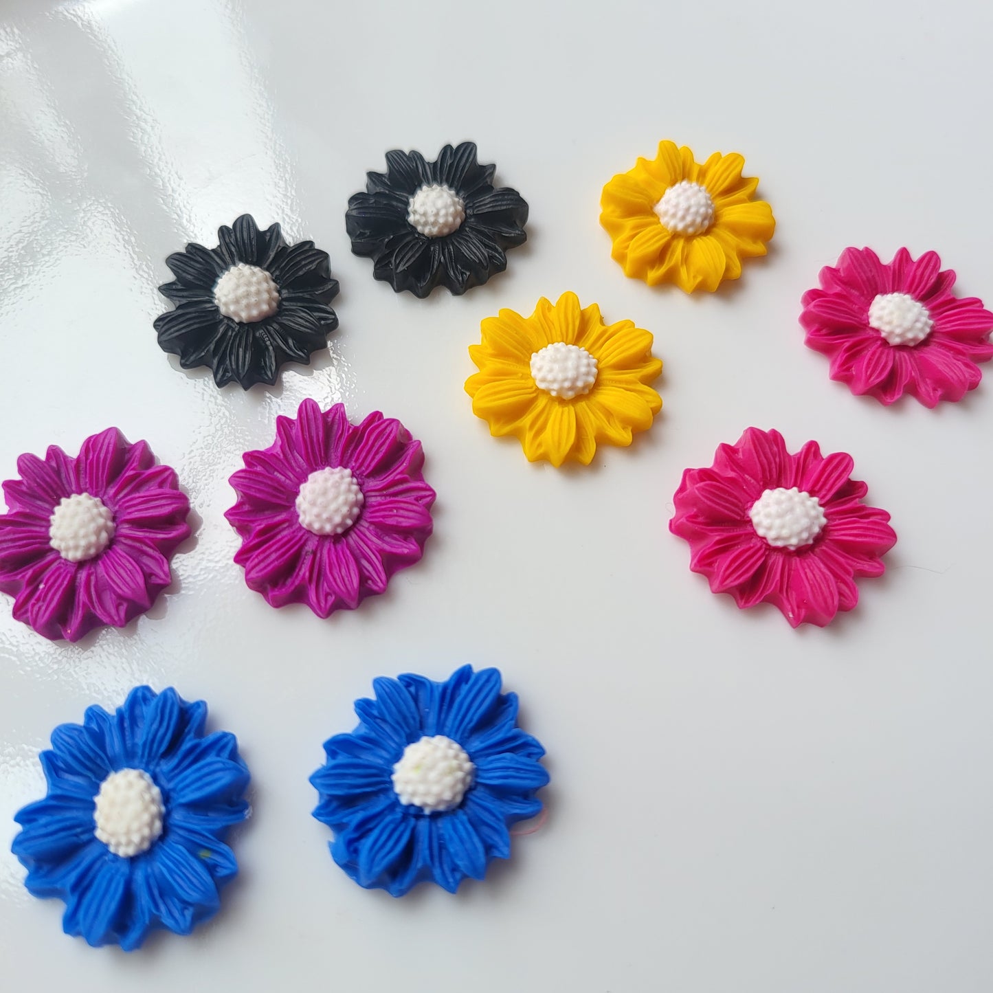 Floresita Studs