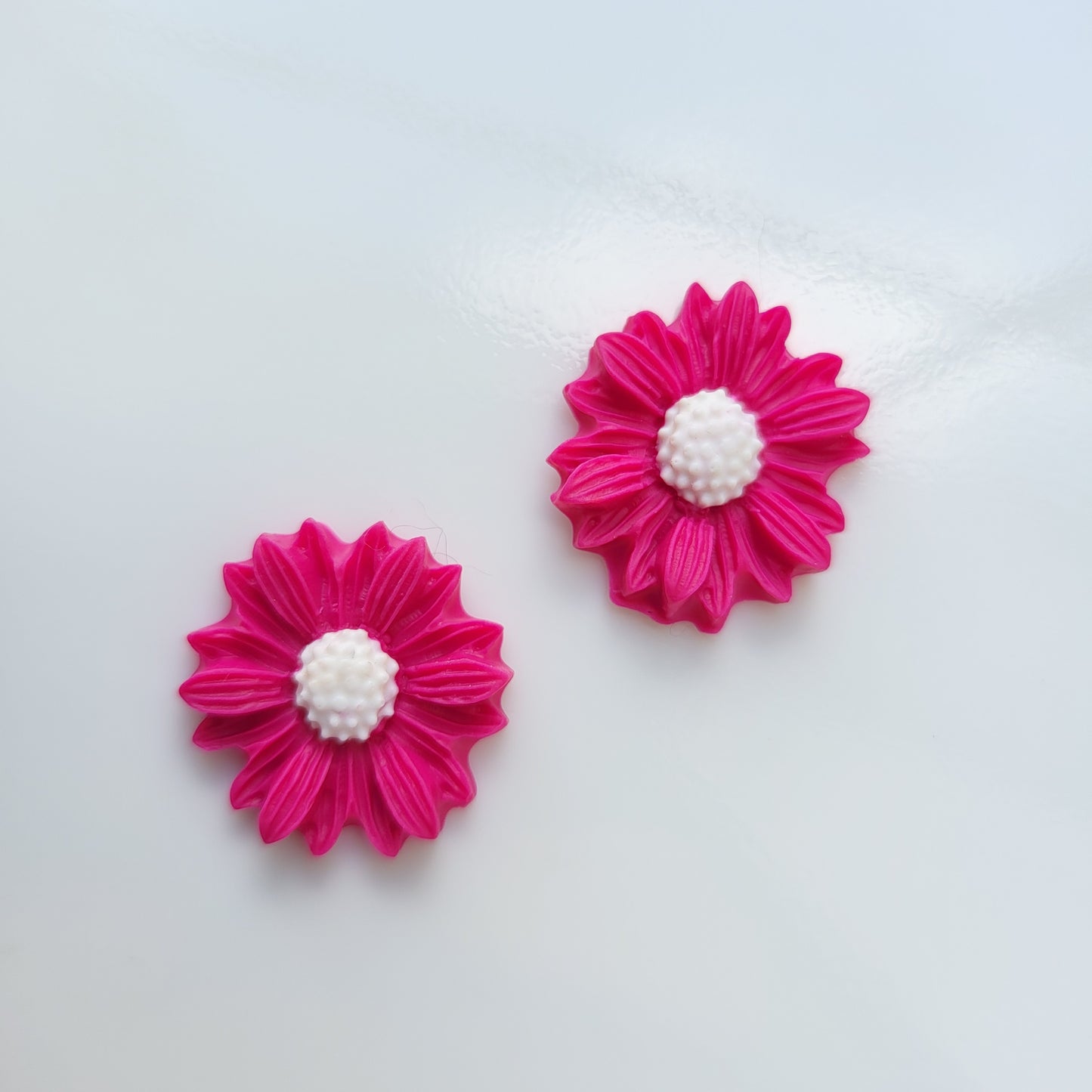 Floresita Studs