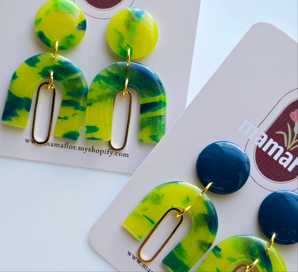 Miranda Dangle Earrings in Tropical