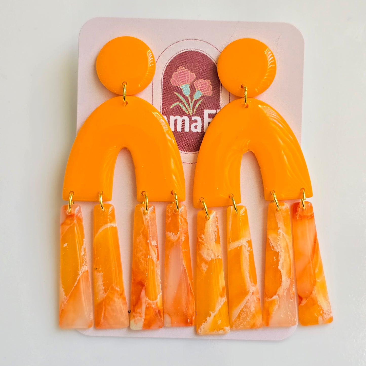 Arco Dangle Earrings in clementine