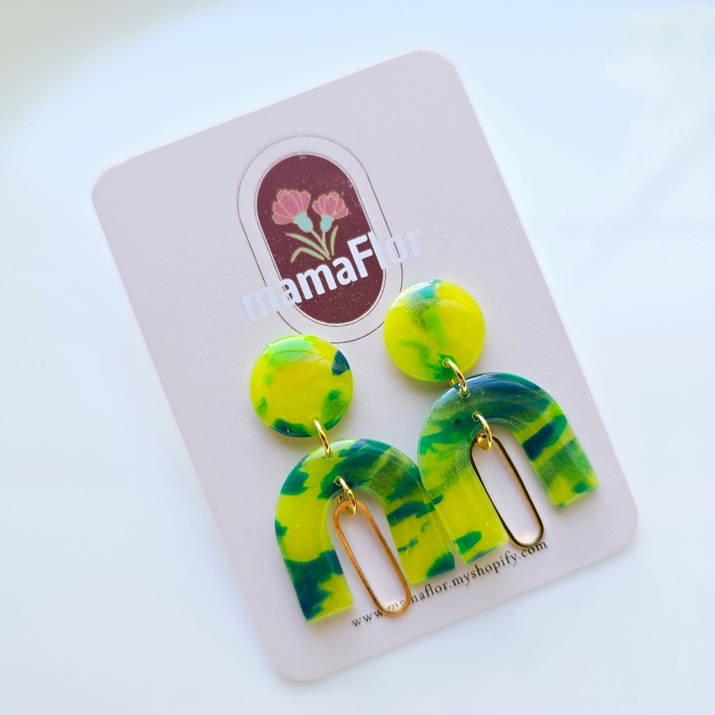Miranda Dangle Earrings in Tropical