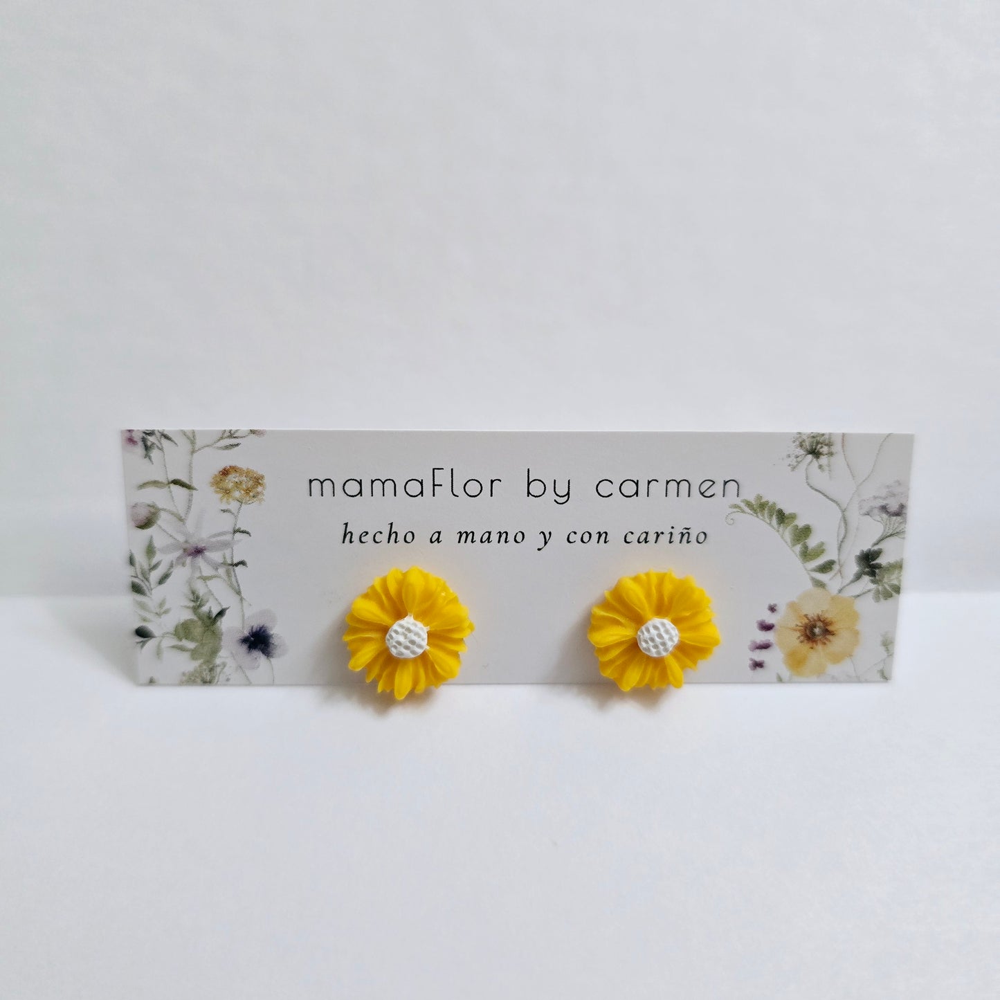 Ity Bity Daisy Stud Earrings