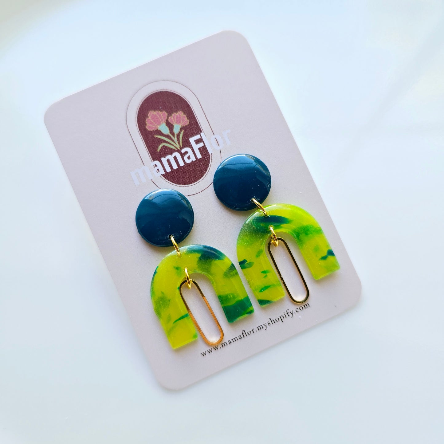 Miranda Dangle Earrings in Tropical