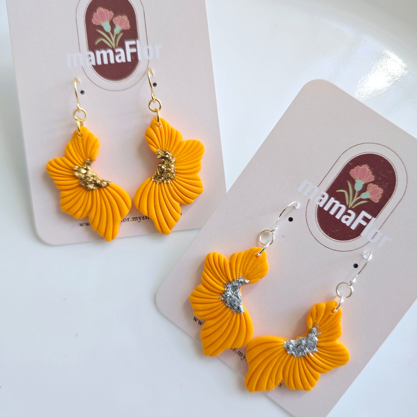 Caroline Dangle Earrings - resort vibes